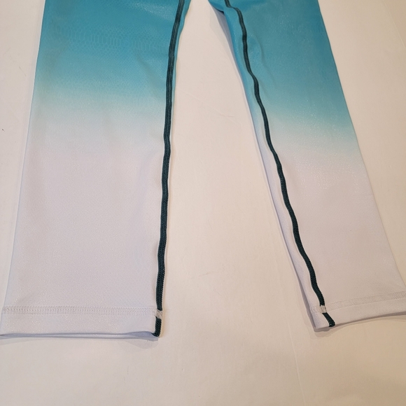 Zyia Active Venom Teal White Ombre Workout Leggings Light Shimmer 7/8 Size 6-8 - Picture 5 of 14